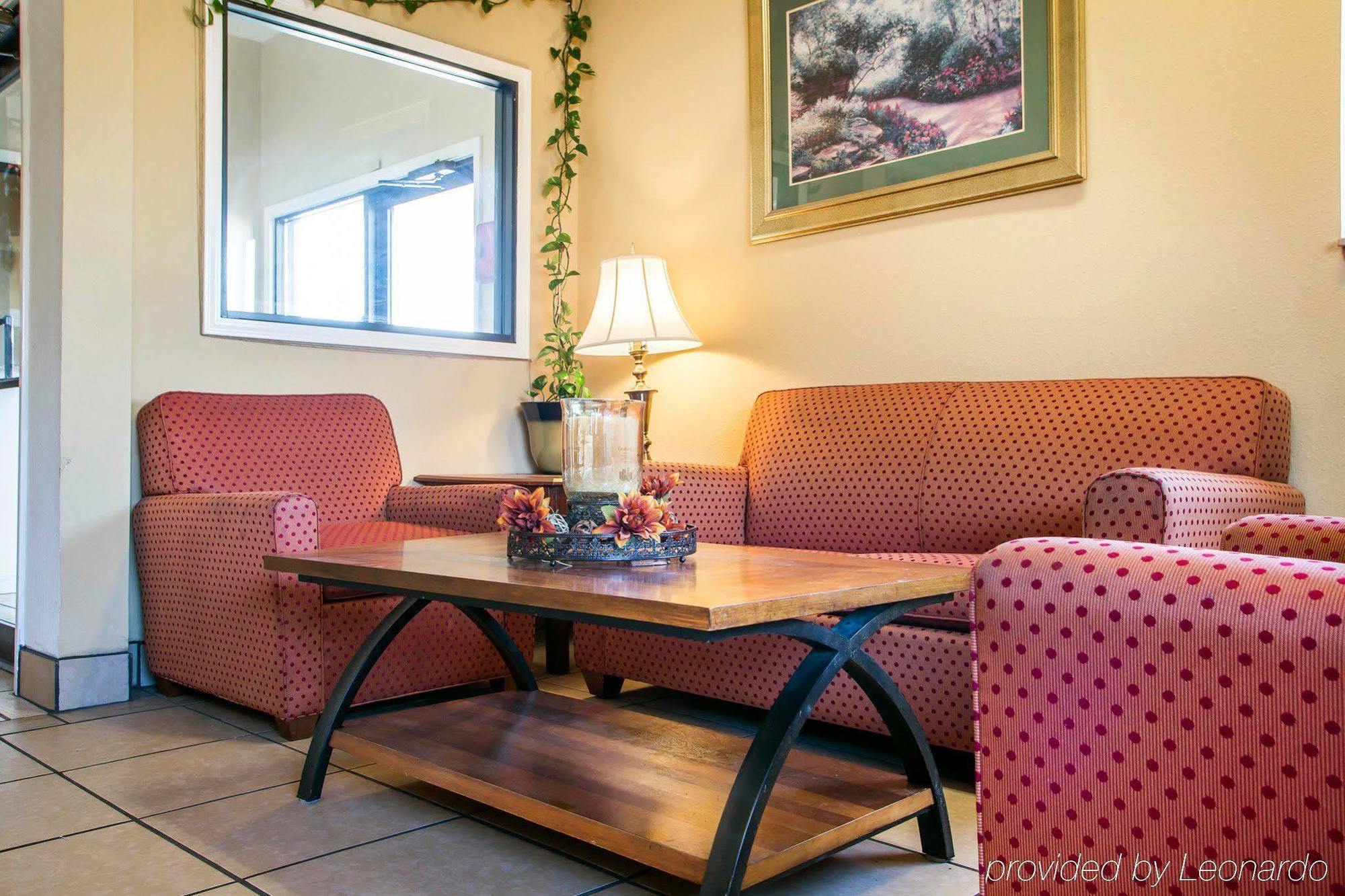 Red Lion Inn & Suites Caseyville Экстерьер фото